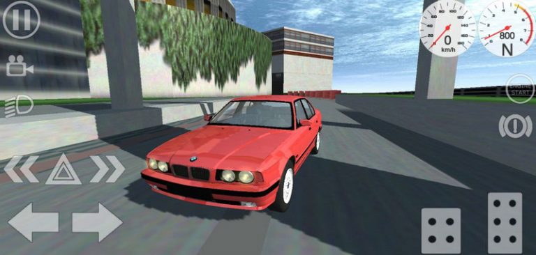 BMW 525 E34 в игре Симпл Кар Краш